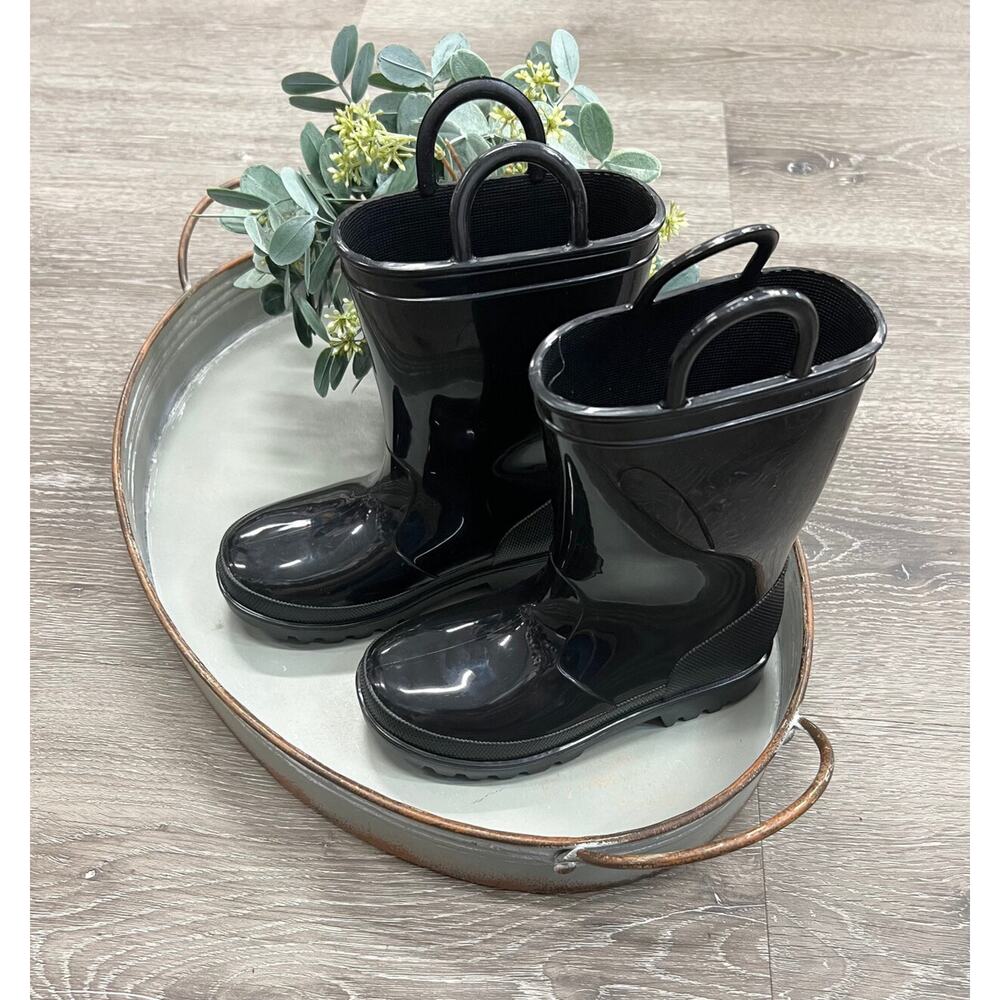 Boutique Black Children's Rain Boots Size 2 Youth-Puddle Jumping-Spring‎ Time